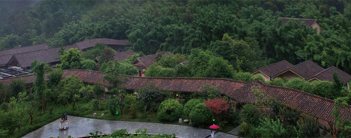 森林旅游規劃公司:十字水度假村建筑旅游規劃采用客家建筑風(fēng)格