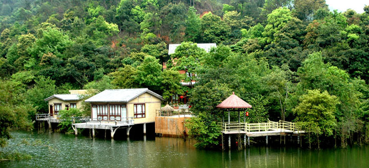 盤(pán)龍峽生態(tài)旅游區小龍灣度假酒店旅游規劃實(shí)景