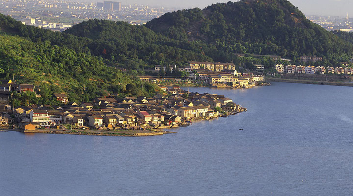 濕地旅游策劃公司:浙江東錢(qián)湖旅游度假區高端酒店群旅游規劃實(shí)景