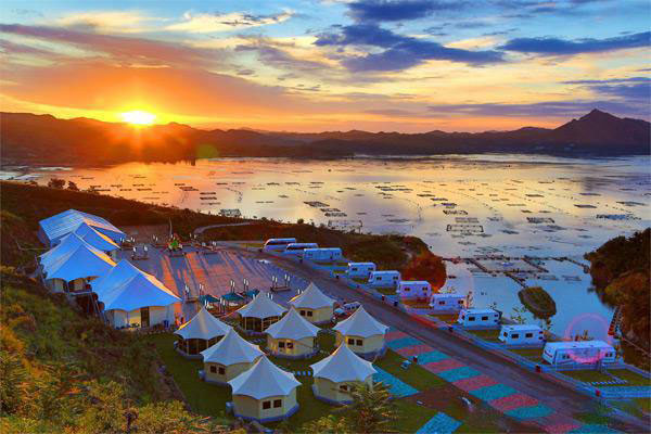 露營(yíng)地建設將成旅游小鎮標配